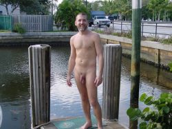 proud to be naked in pubilc