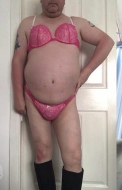 Skype faggot to be exposed. Sally.sissy 1 add on Skype and expose it