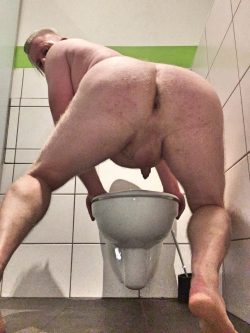 My sweaty ass in a stinky dirty public restroom