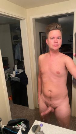 Justin Eldred naked erect exposed