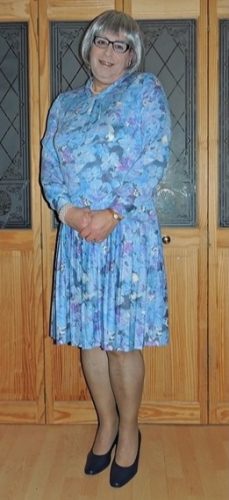 Gay sissy fag that loves being an elderly woman
