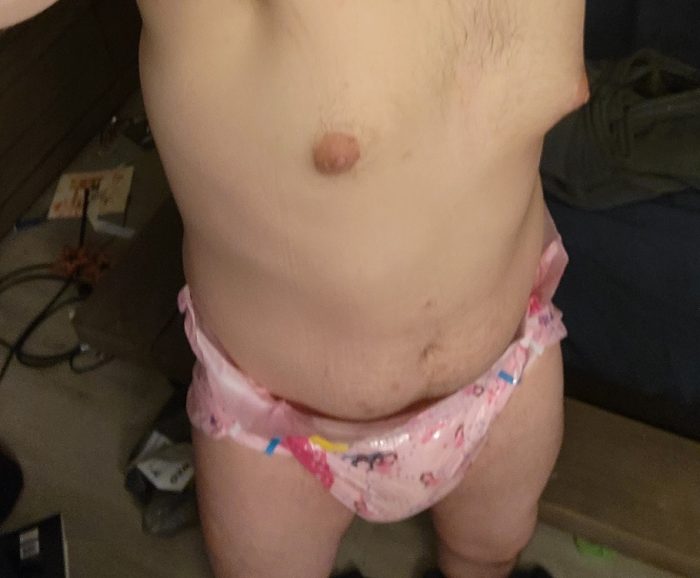 Diaper sissy faggot. Feel free to save share and republish my pics. You can also find me on Twit ...