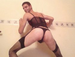 Unknown Sissy – can anyone name him?