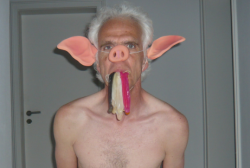 Slave Carsten as a pig