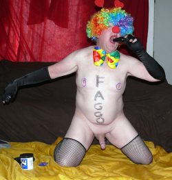 Faggo the chubby clown